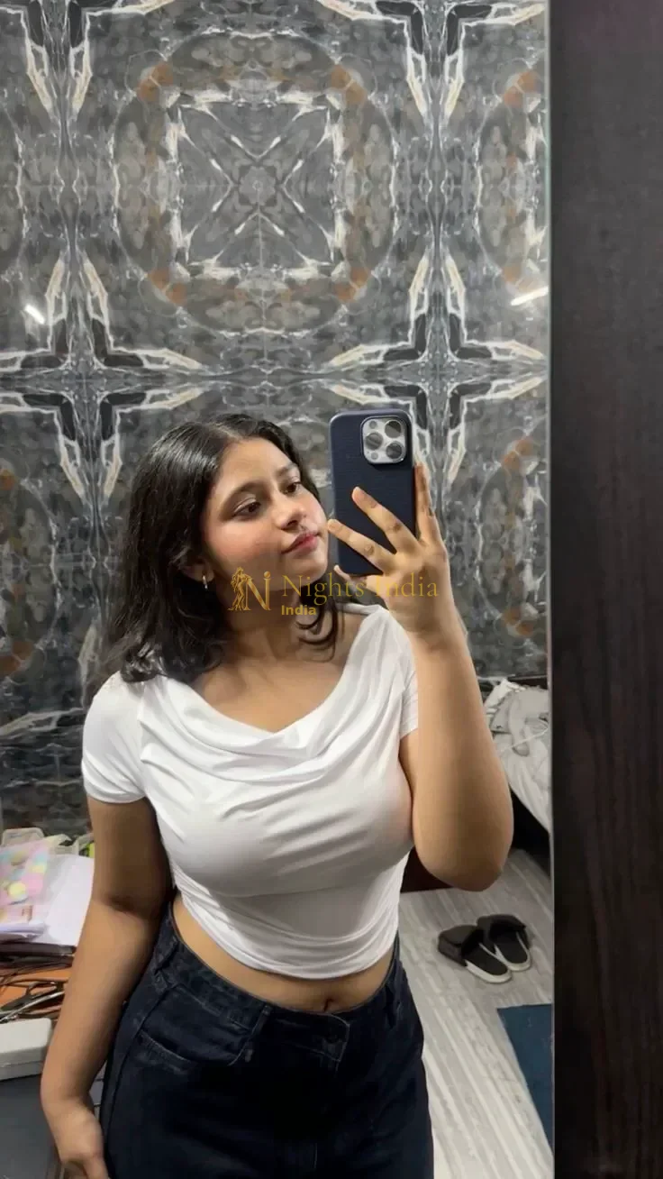 Parvathy, 24 – Independent Call Girl in U Block, Gurgaon
