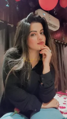 Mou, 21 – Bengali Escort in Sarita Vihar, Delhi