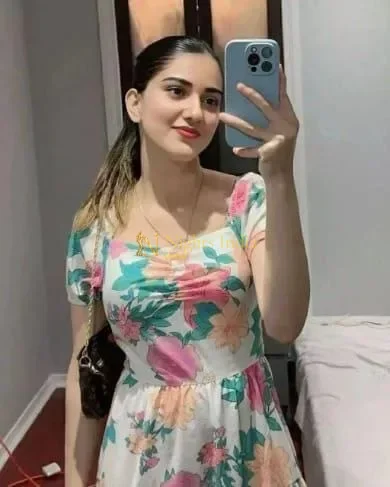 Mou, 29 – Independent Escort in Laxman Vihar, Gurgaon