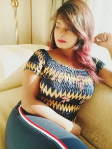 Manisha, 22 – Nepali Call Girl in Santacruz East, Mumbai