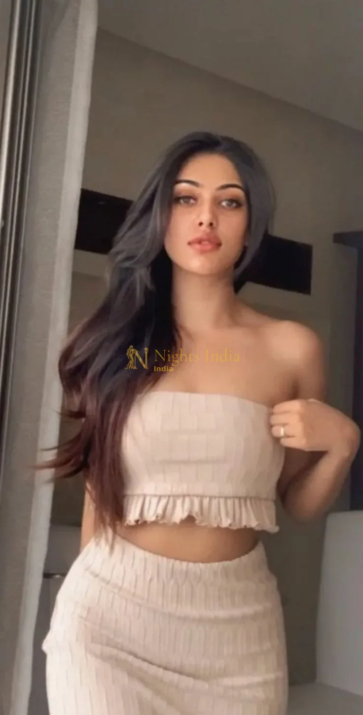 Varteeka, 21 – Independent Call Girl in Ardee City, Gurgaon